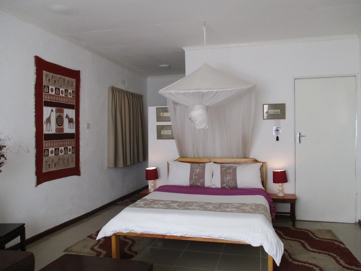 Cluny Lodge ลิลองเว ภายนอก รูปภาพ