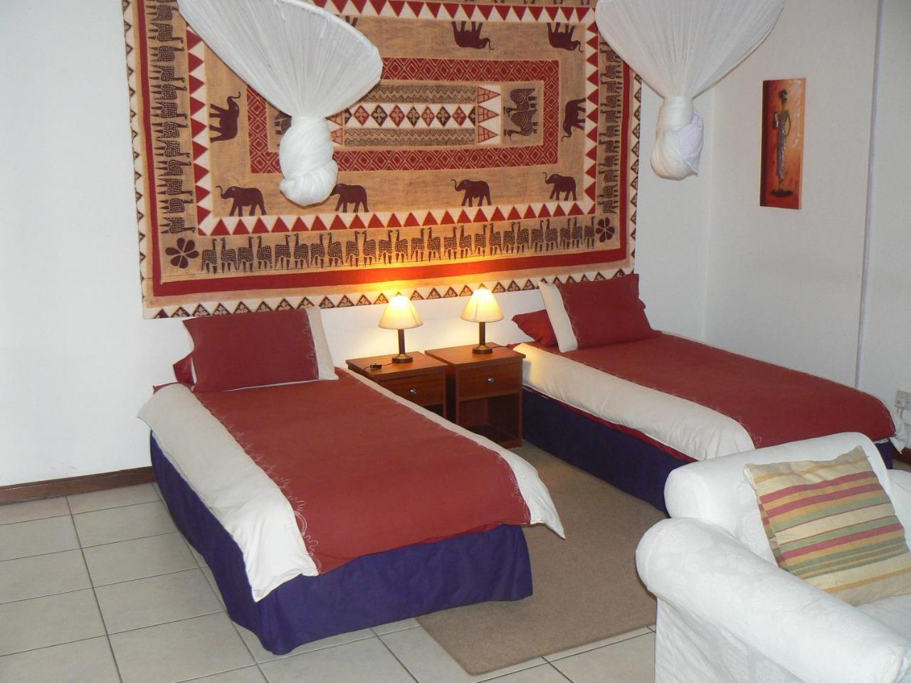 Cluny Lodge ลิลองเว ภายนอก รูปภาพ