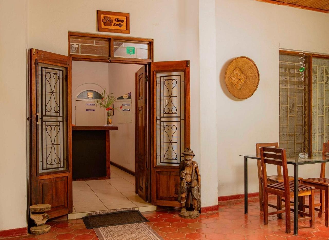 Cluny Lodge ลิลองเว ภายนอก รูปภาพ